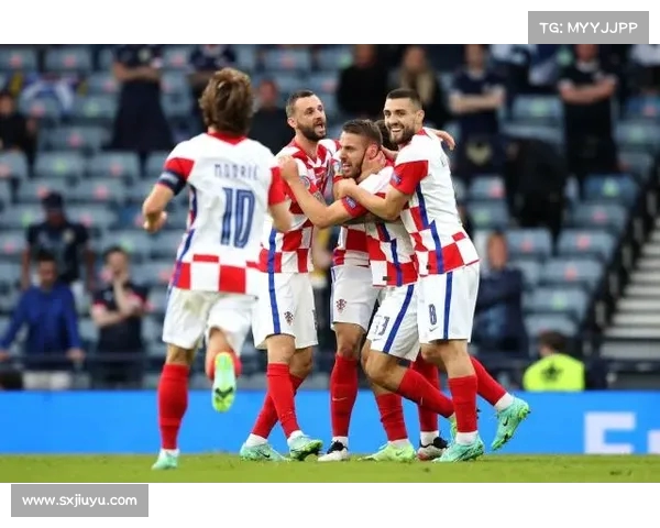 欧洲国家联赛克罗地亚队莫德里奇远射世界波